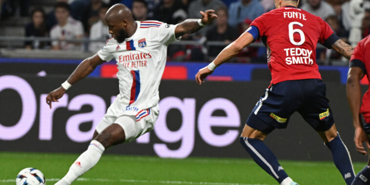 l'OL s'impose à domicile face à Lille (1-0) et poursuit sa remontée au classement