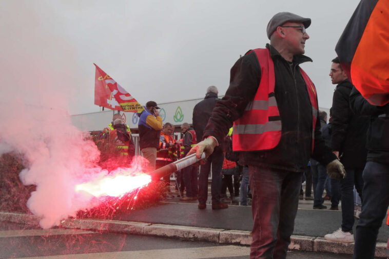 la CGT quitte la table des négociations avec TotalEnergies et dénonce une « mascarade »