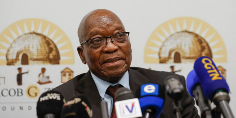 l'ex-président Zuma qualifie son successeur Ramaphosa de «corrompu»