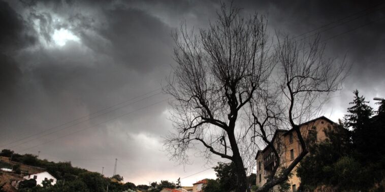 pluvieux des Cévennes aux Alpes et au Jura, alerte orange en Ardèche