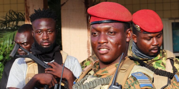 qui est Ibrahim Traoré, le capitaine qui a fait tomber Damiba ? – Jeune Afrique