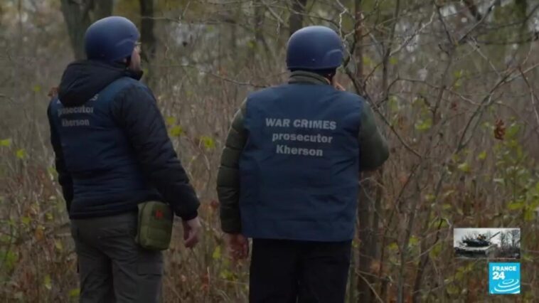 À Kherson, Ukrainiens et Russes s'accusent mutuellement de crimes de guerre