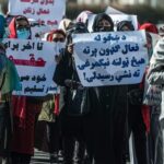 Afghanistan: une quinzaine de femmes manifestent à Kaboul, décidées à ne pas «capituler»