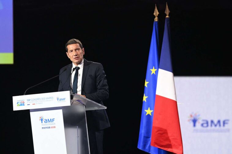 Au congrès des maires, l’absence de discours de Macron mécontente les élus