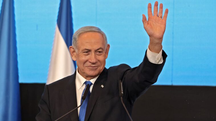 Benjamin Netanyahu se dit prêt à "former un gouvernement"