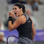 Caroline Garcia confirme sa très belle saison en se qualifiant pour les demi-finales du Masters WTA