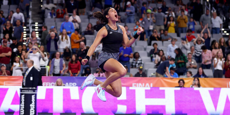 Caroline Garcia réalise l'exploit et se qualifie pour la finale