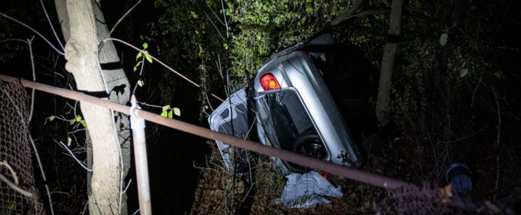 Collision: deux jeunes de 18 ans percutent un poteau électrique