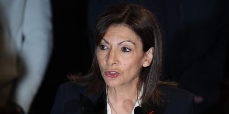 Confrontée à une situation budgétaire délicate, Anne Hidalgo augmente la taxe foncière à Paris