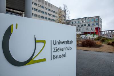 Des chercheurs de l'UZ Brussel découvrent un traitement contre les mélanomes résistants
