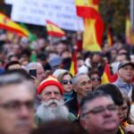 Des milliers de sympathisants d’extrême droite manifestent contre le gouvernement espagnol