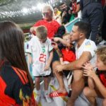 Eden Hazard offre un maillot marocain à l'un de ses fils après la défaite des Diables