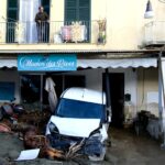 État d'urgence en Italie après le glissement de terrain à Ischia, au large de Naples