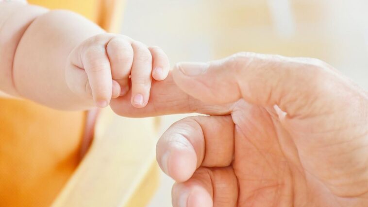 Genève: Parents autorisés à se partager le congé d’adoption