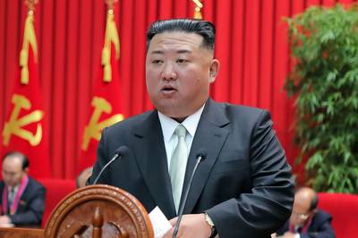 Kim Jong Un promet de réagir “résolument” au feu nucléaire par l'arme atomique