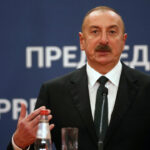 L'Azerbaïdjan annule des pourparlers avec l'Arménie en raison de la présence d'Emmanuel Macron