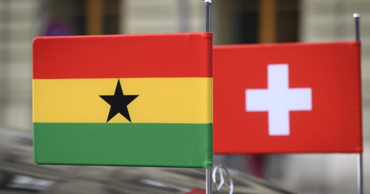 La Suisse signe un accord de compensation de CO2 avec le Ghana - rts.ch