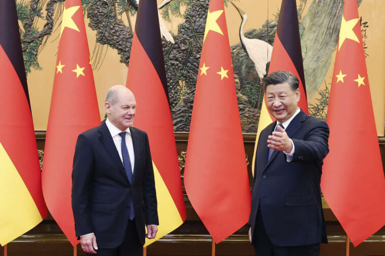 « Le chancelier allemand, Olaf Scholz, avait-il vraiment le choix de ne pas aller à Pékin ? »