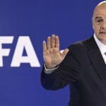 Le président de la FIFA Gianni Infantino déménage son domicile fiscal à Zoug - rts.ch