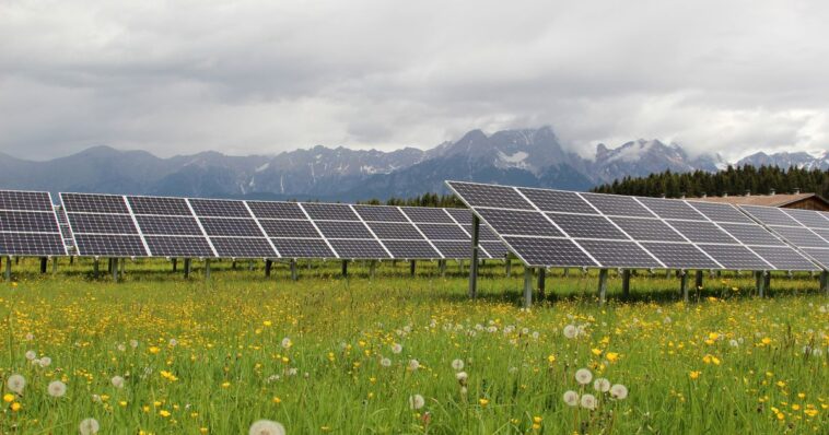 L’électricité suisse, pas si verte que ça - rts.ch