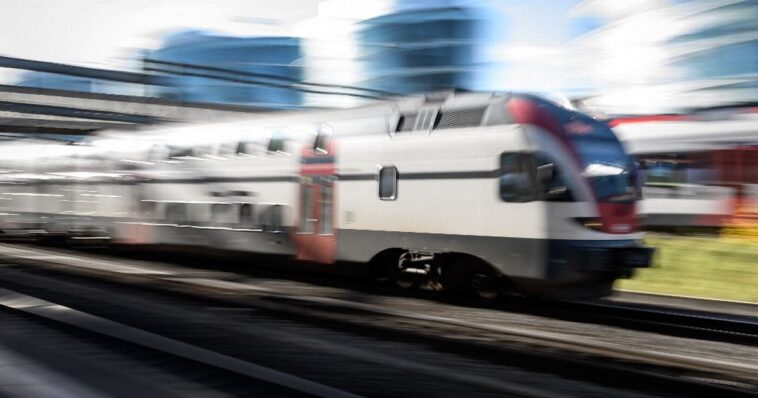 Les CFF proposeront davantage de trains vers les régions touristiques - rts.ch