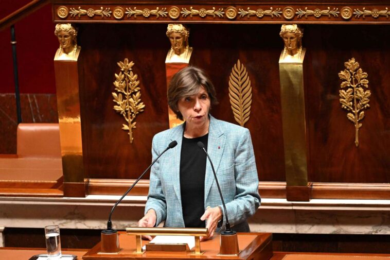 Les députés français votent une résolution en « soutien au peuple iranien »