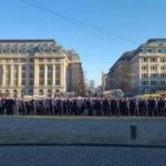 L’impressionnant hommage des policiers à leur collègue Thomas Montjoie, poignardé jeudi à Schaerbeek