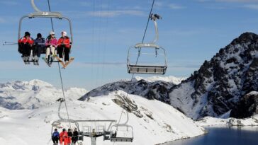 L'optimisme prudent de Suisse Tourisme pour la saison d'hiver - rts.ch