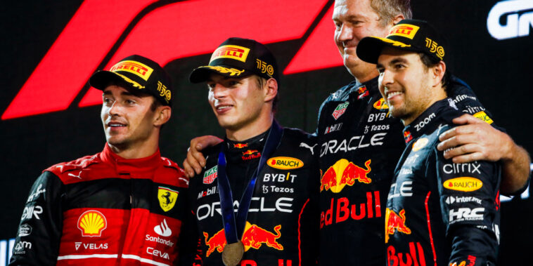 Max Verstappen termine par une victoire à Abou Dhabi, Charles Leclerc vice-champion