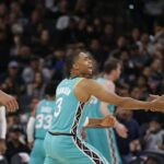 NBA: Tatum et Curry brillent, les Bucks tombent