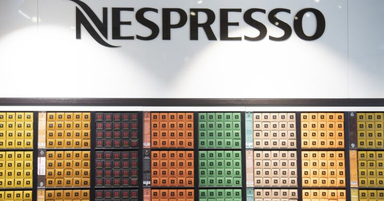 Nespresso veut rendre ses capsules de café plus écologiques - rts.ch