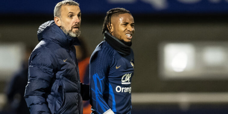 Nkunku, forfait de dernière minute avec les Bleus, défend Camavinga