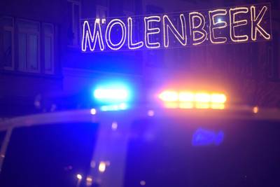 Un homme qui voulait mettre le feu au commissariat de Molenbeek hospitalisé de force