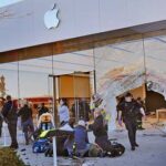 Une voiture fonce sur un magasin Apple près de Boston: au moins un mort et 16 blessés