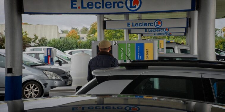 à Toulouse, ruée dans les stations avant la baisse des remises