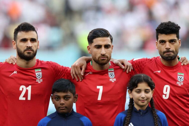 au Qatar, les supporteurs iraniens divisés sur le soutien à l’équipe nationale