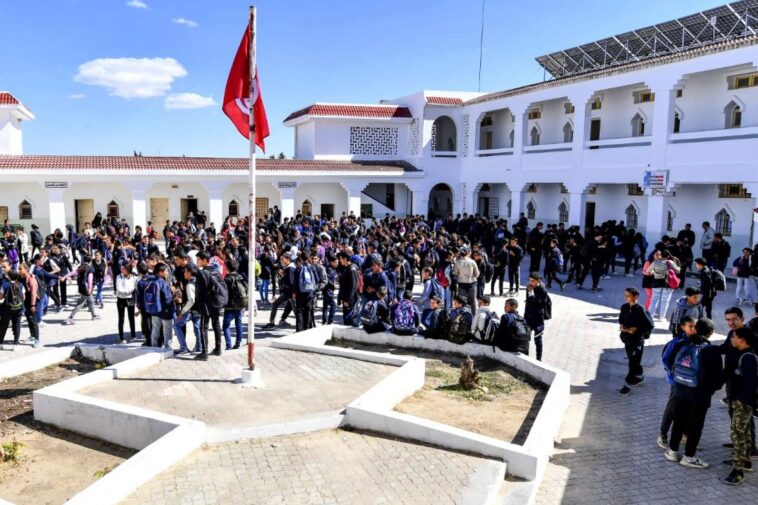 en Tunisie, un prototype d’« école autonome » pour relancer les élèves et un système à bout de souffle