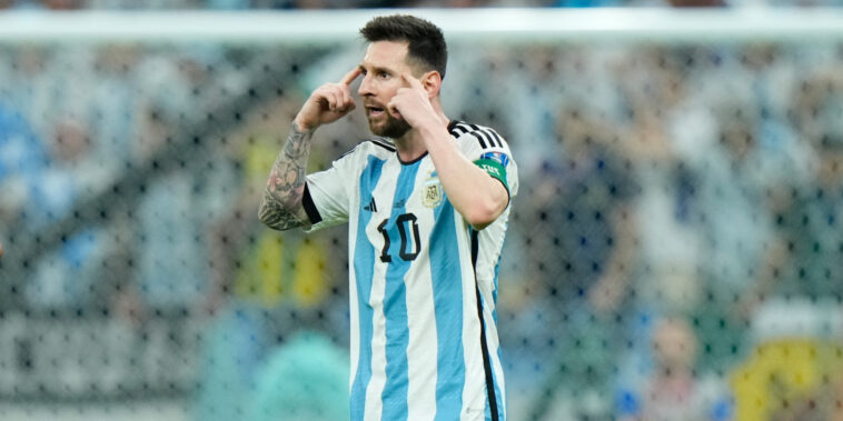 l'Argentine reste en vie après sa victoire contre le Mexique (2-0)