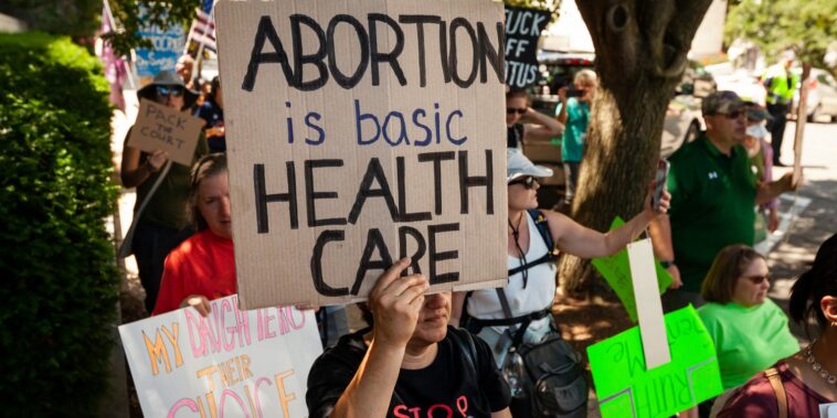 pourquoi l'avortement est l'un des principaux enjeux des élections