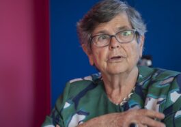 Ruth Dreifuss a reçu un doctorat honoris causa de l'Université de Berne - rts.ch