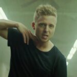 OneRepublic - Counting Stars (Official Music Video)