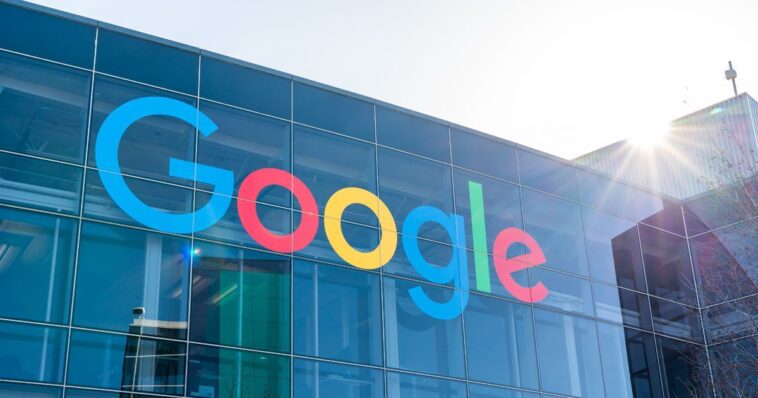 Le président d'Alphabet explique pourquoi Google a hésité à sortir son concurrent à ChatGPT