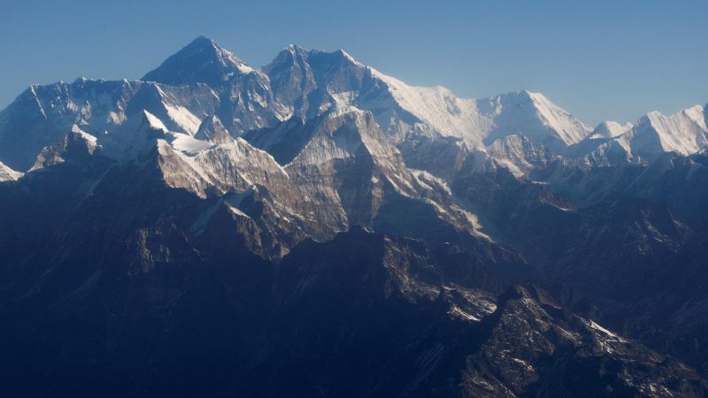 230413115651 mount everest file