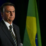 Bolsonaro de retour après trois mois aux Etats-Unis, des ennuis judiciaires en perspective