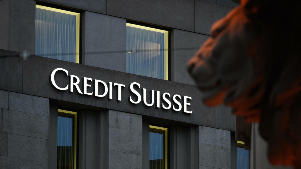 Credit Suisse tente de rassurer après son effondrement en Bourse