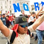 Au Pérou, des milliers de protestataires de « toutes les communautés » manifestent à Lima