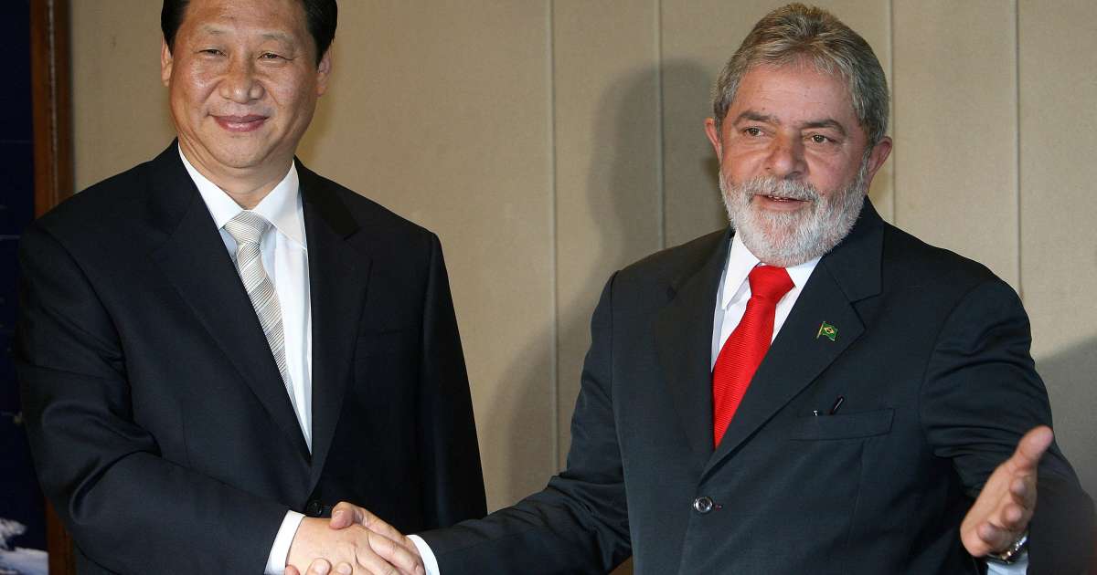 En voyage en Chine Lula entend se poser en mediateur