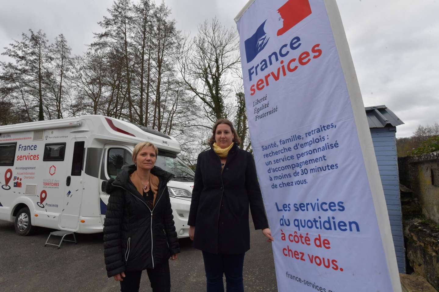 Les maisons France services, un dispositif pour lutter contre la fracture numérique