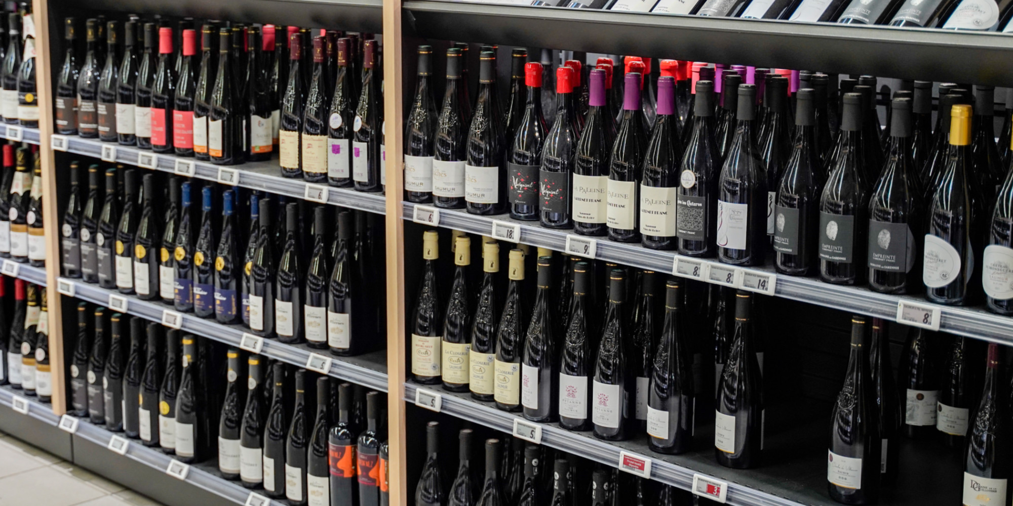 L'inflation a pesé sur la consommation mondiale de vin et champagne en 2022