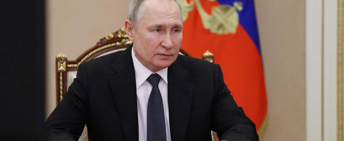 Poutine signe la loi facilitant la mobilisation des Russes dans l'armée